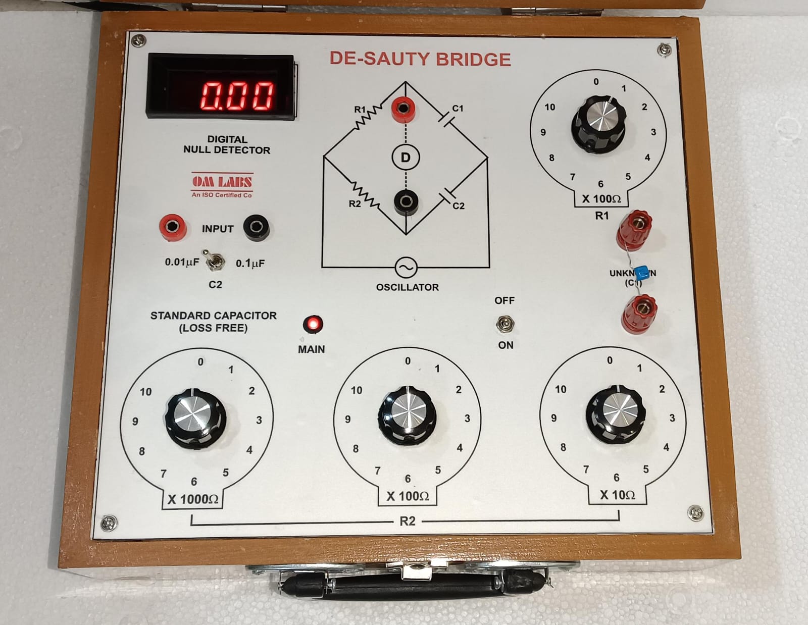 De-Sauty Bridge with Null detector & Oscillator with Wooden Box - Image 2